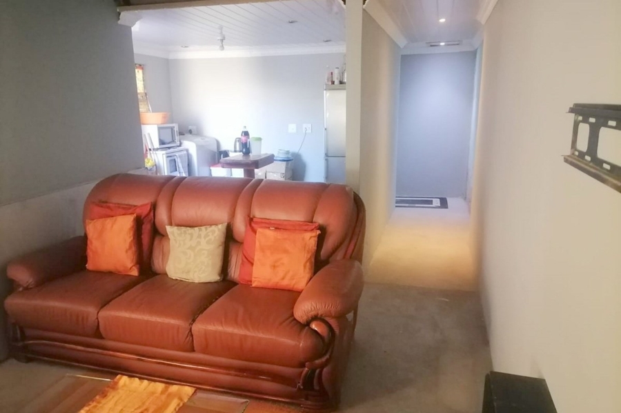 2 Bedroom Property for Sale in New Brighton Eastern Cape